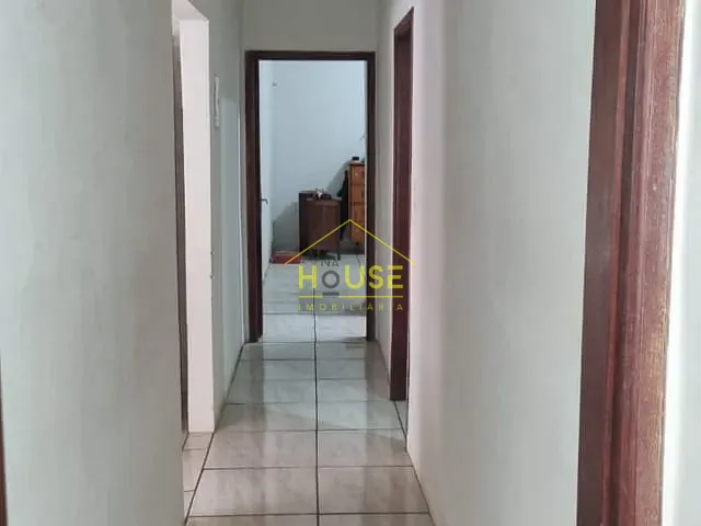 Casa com 294m² 3 quartos e 2 banheiros, à venda, no bairro Jardim Marim em Votuporanga