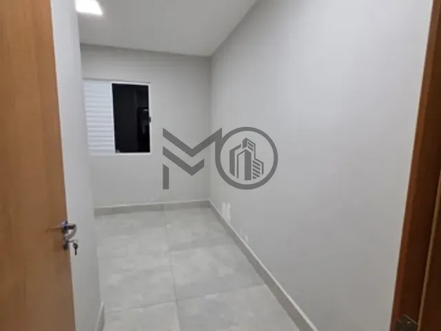 Casa com 120m² 2 quartos e 2 banheiros, à venda, no bairro Jardim Imperial em Cuiabá