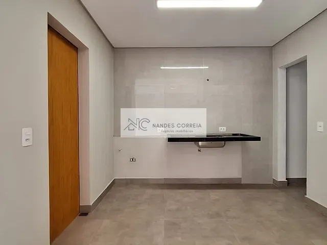 Casa 3 quartos e 3 banheiros, à venda, no bairro Jardim Portal de Itamaracá em Londrina