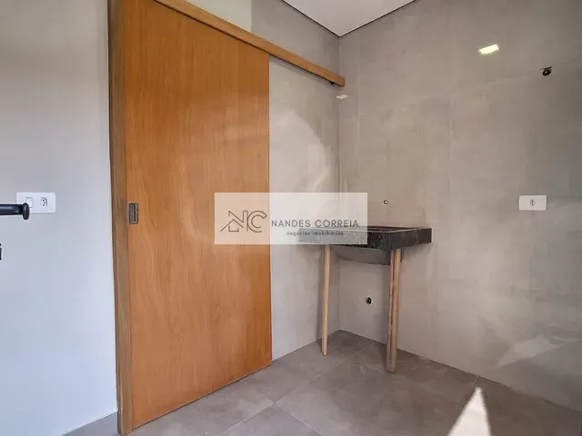 Casa 3 quartos e 3 banheiros, à venda, no bairro Jardim Portal de Itamaracá em Londrina