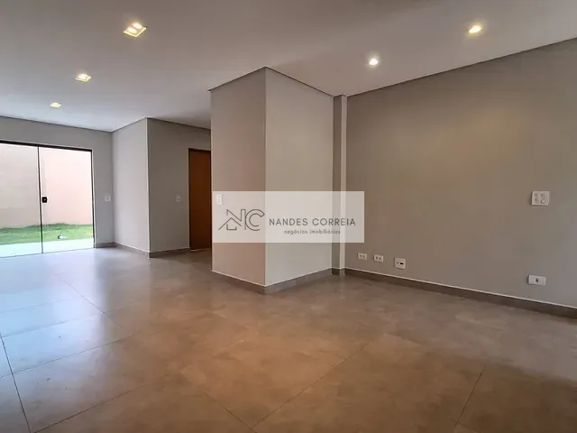 Casa 3 quartos e 3 banheiros, à venda, no bairro Jardim Portal de Itamaracá em Londrina
