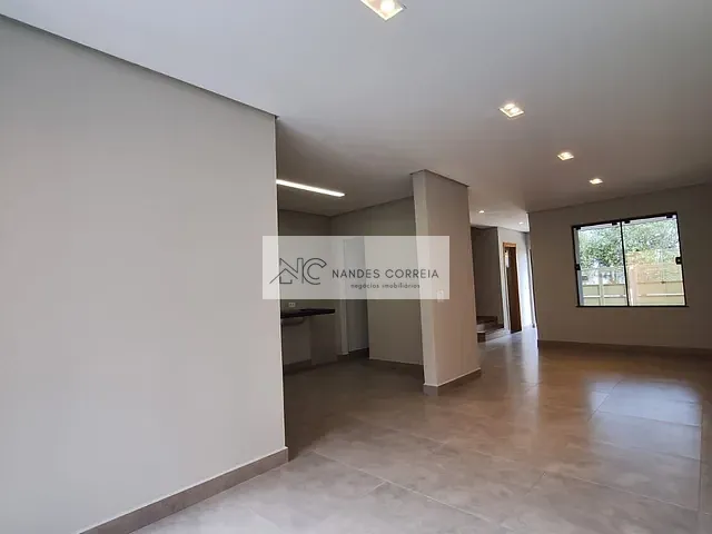 Casa 3 quartos e 3 banheiros, à venda, no bairro Jardim Portal de Itamaracá em Londrina