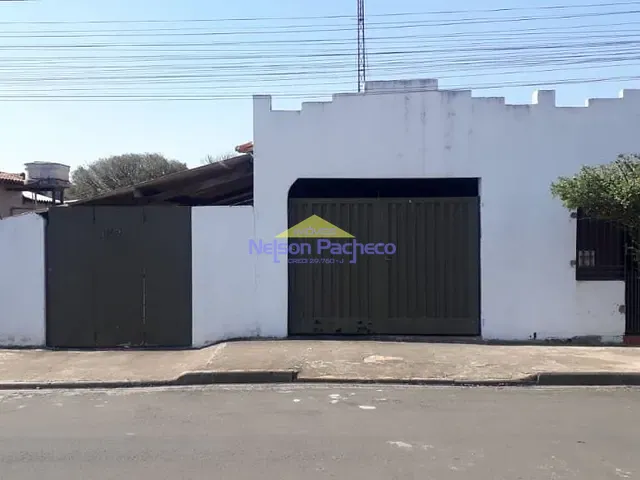 Casa com 698m² 3 quartos e 1 banheiro, à venda, no bairro Vila Bela Vista em Capivari