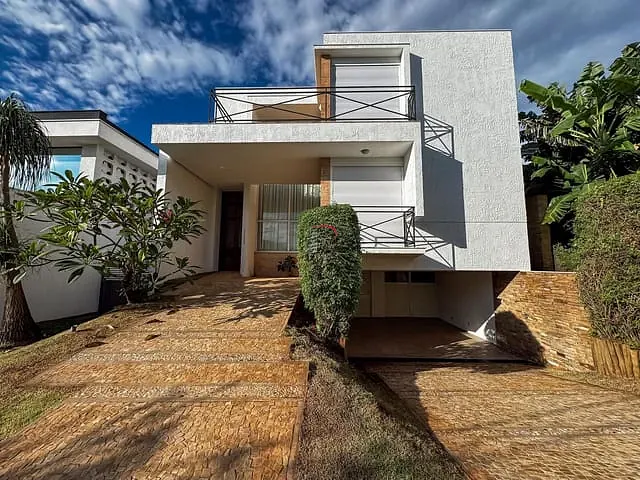 Casa com 360m² 5 quartos e 5 banheiros, à venda, no bairro Esperança em Londrina