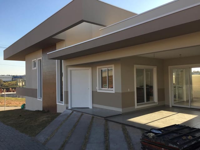 Foto do Casa - Casa com 3 dormitórios à venda, 190 m² por R$ 900.000,00 - Jardim Terras de São João - Jacareí/SP | RUSSI IMÓVEIS