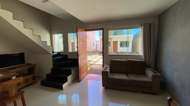 Casa 3 quartos e 3 banheiros, à venda, no bairro Guriri em Cabo Frio