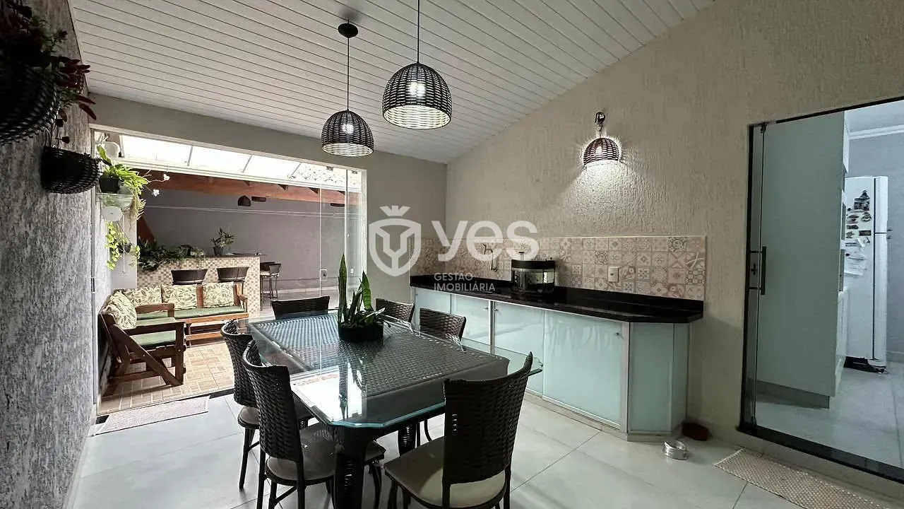 Casa, 3 quartos, 240 m² - Foto 13