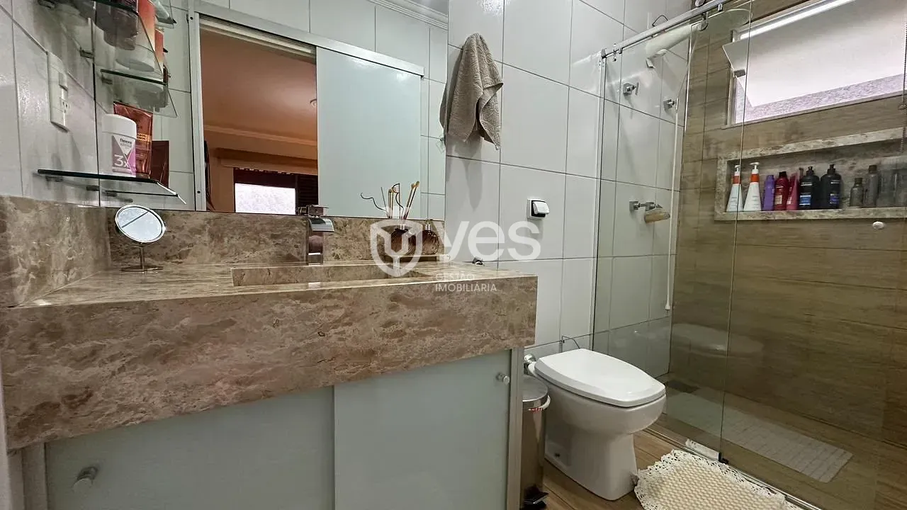 Casa, 3 quartos, 240 m² - Foto 3