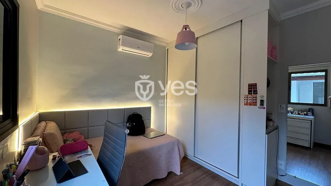 Casa, 3 quartos, 240 m² - Foto 8
