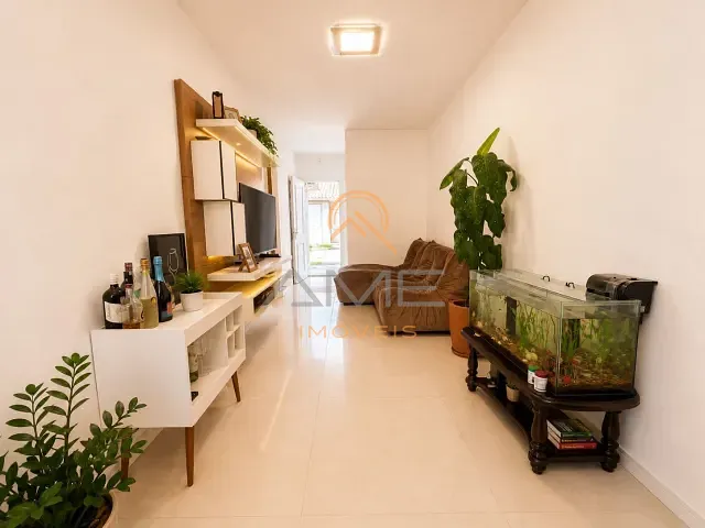 Casa 2 quartos e 1 banheiro, à venda, no bairro Três Vendas em Pelotas