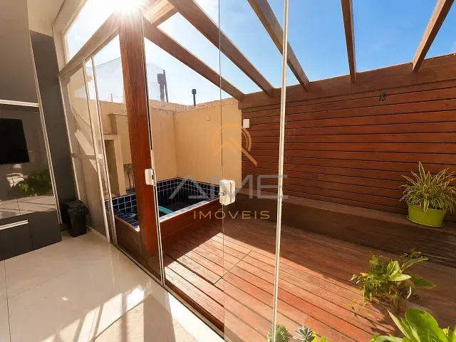 Casa 2 quartos e 1 banheiro, à venda, no bairro Três Vendas em Pelotas