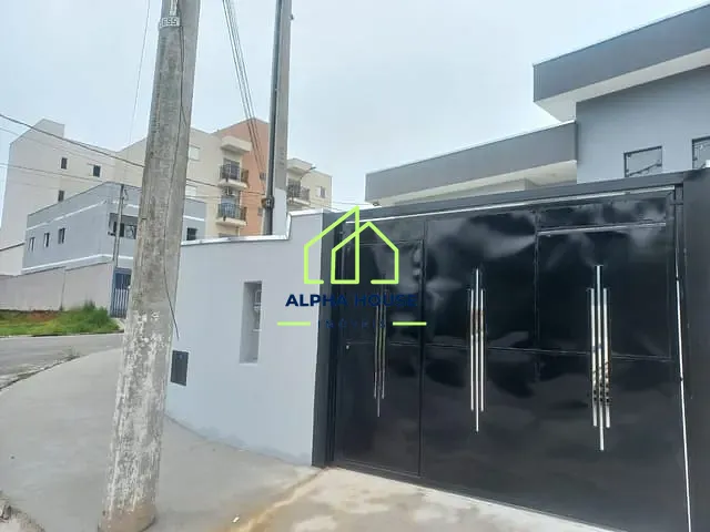 Casa com 176m² 3 quartos e 1 banheiro, à venda, no bairro Flamboyant em Pindamonhangaba