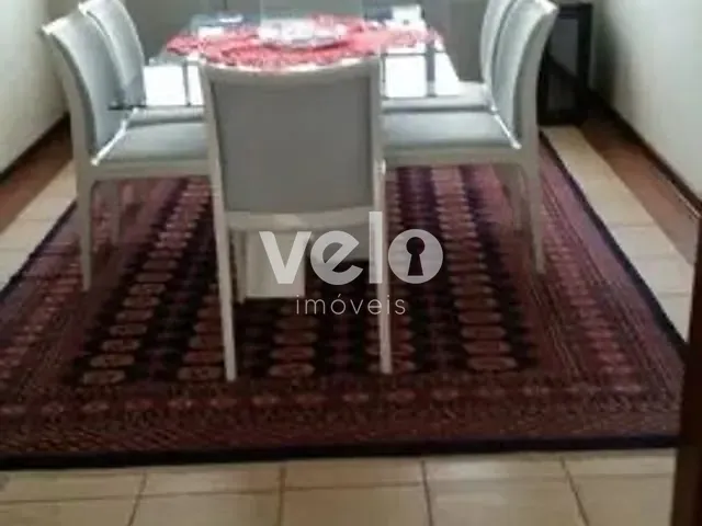 Casa com 278m² 4 quartos e 4 banheiros, à venda, no bairro Vila das Jabuticabeiras em Taubaté