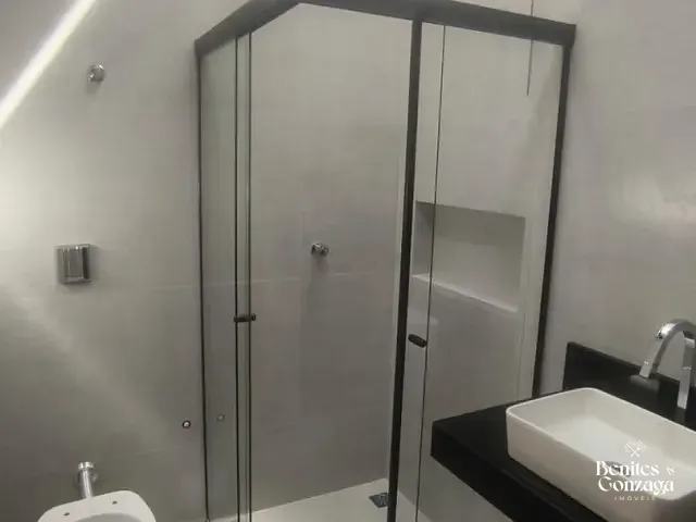 Casa 3 quartos e 2 banheiros, à venda, no bairro Jardim Alvorada em Maringá