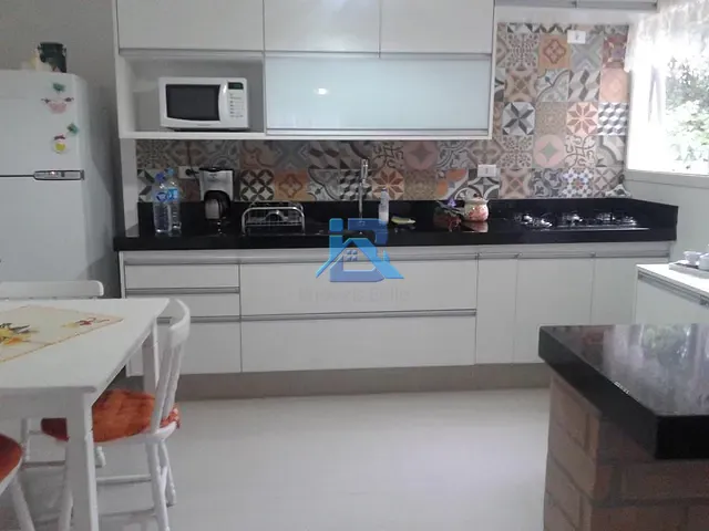 Casa com 1000m² 4 quartos e 4 banheiros, à venda, no bairro Parque São Gabriel em Itatiba