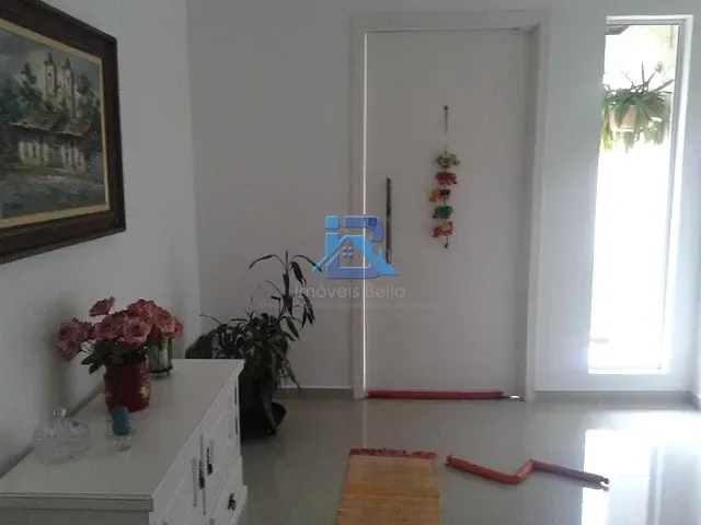 Casa com 1000m² 4 quartos e 4 banheiros, à venda, no bairro Parque São Gabriel em Itatiba