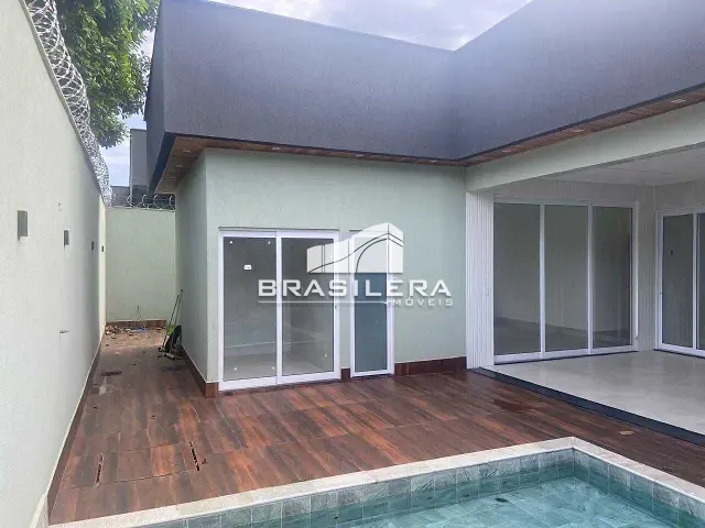 Casa 3 quartos e 4 banheiros, à venda, no bairro Cidade Satélite São Luiz em Aparecida de Goiânia