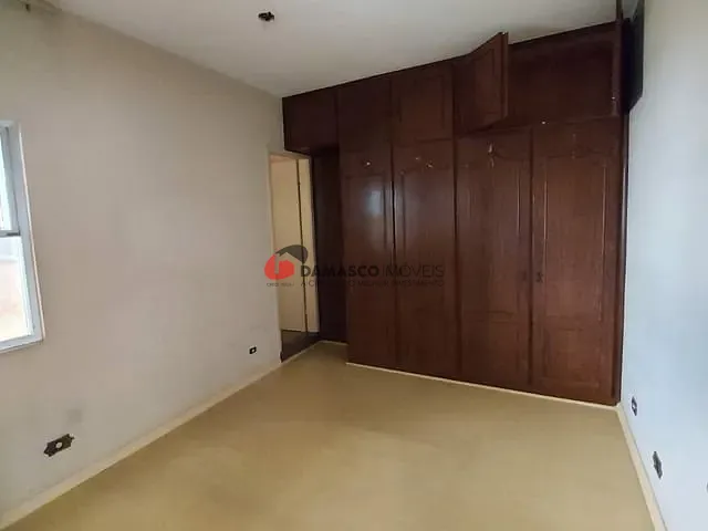 Casa com 423m² 2 quartos e 1 banheiro, à venda, no bairro Vila Lúcia em São Paulo