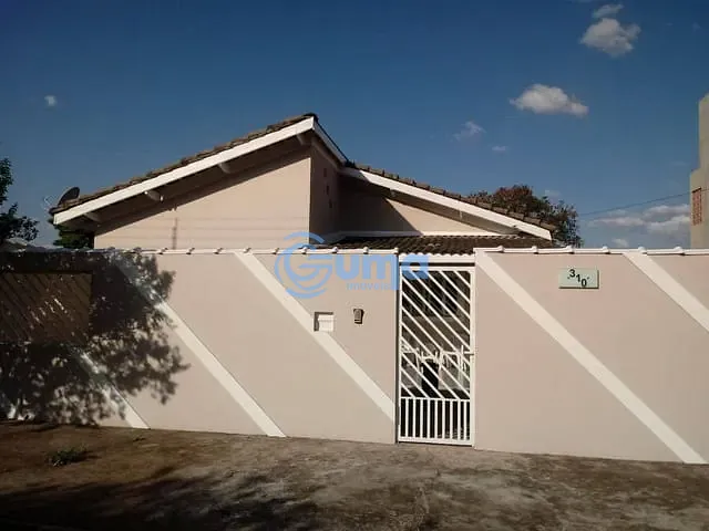 Casa com 480m² 3 quartos e 2 banheiros, à venda, no bairro Residencial Hípica Jaguari em Bragança Paulista