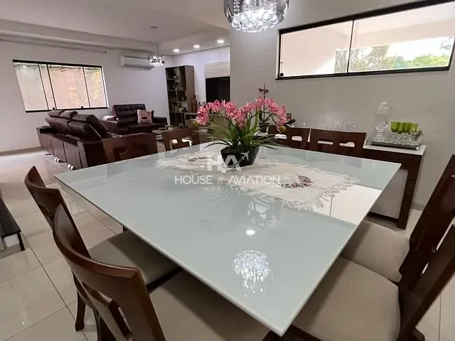 Casa com 382m² 6 quartos e 6 banheiros, à venda, no bairro Loteamento Portal do Sol II em Goiânia