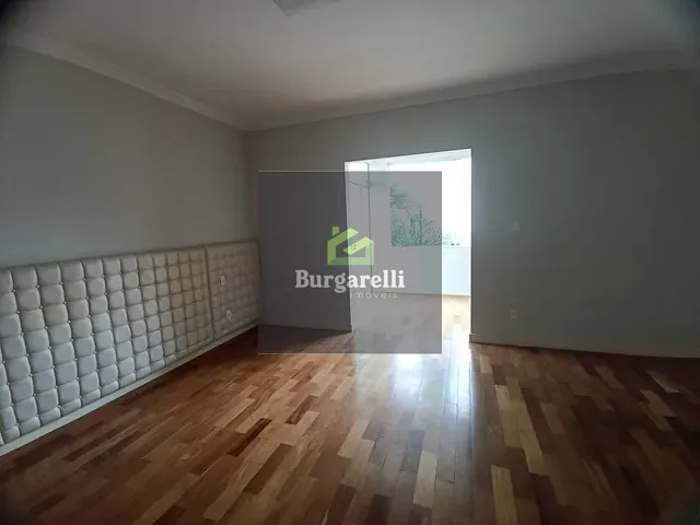 Casa 5 quartos e 6 banheiros, para alugar, no bairro Condomínio Stone Village em Lavras