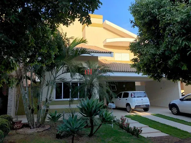 Casa 3 quartos e 2 banheiros, à venda, no bairro Operária em Londrina