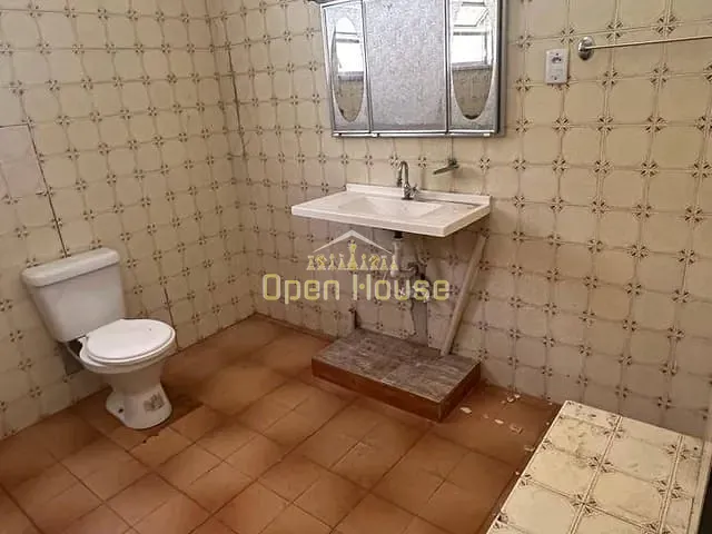 Casa 4 quartos e 1 banheiro, à venda, no bairro Duzentos e Quarenta e Nove em Volta Redonda
