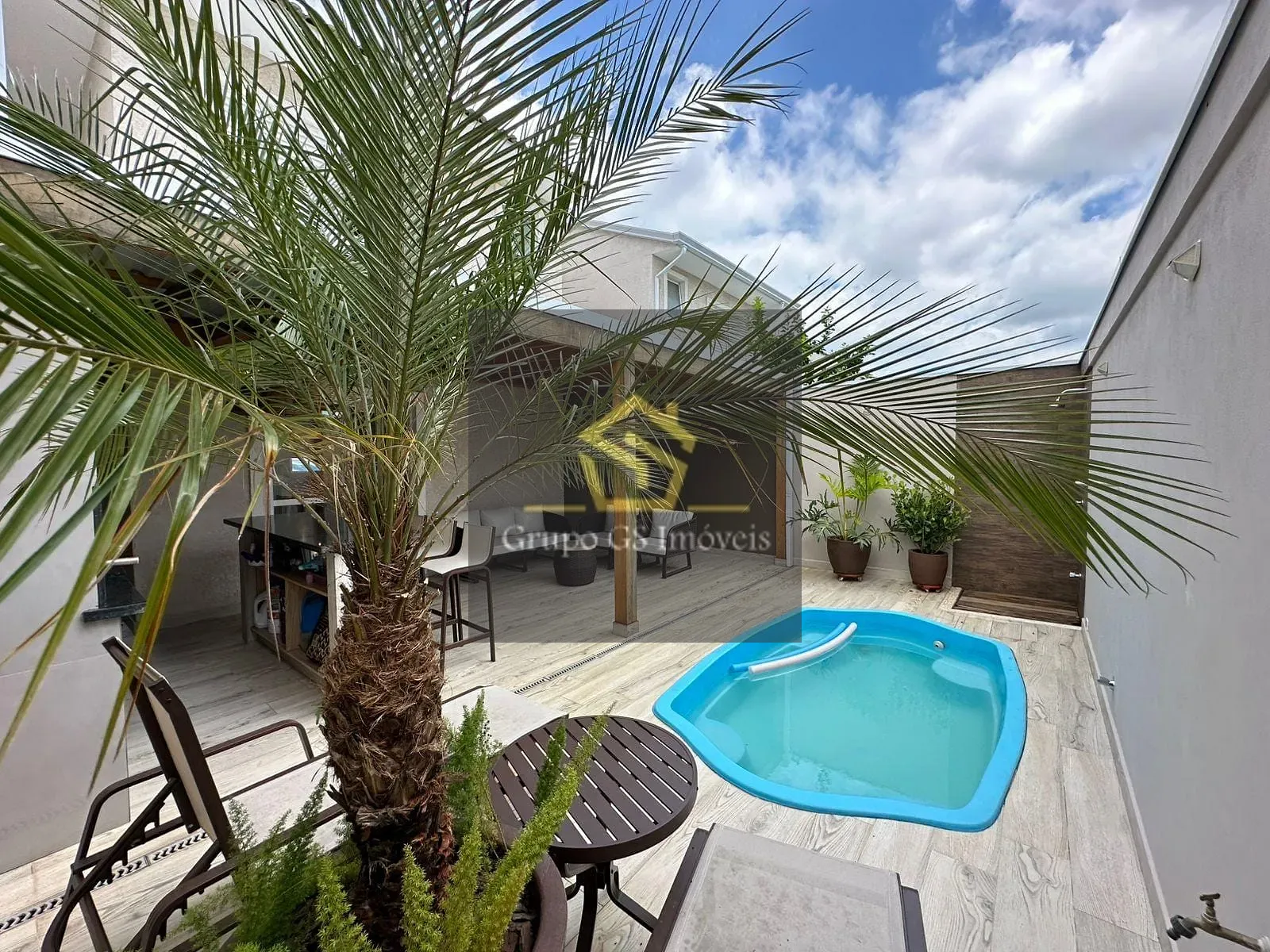 Casa, 3 quartos, 115 m² - Foto 1