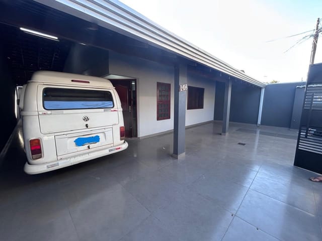 Foto do Casa - Casa Espaçosa para Alugar no Bairro Tranquilo – Perfeita para sua Família! | Romeu Imóveis