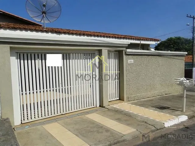 Casa com 300m² 2 quartos e 1 banheiro, à venda, no bairro Parque dos Municipios I em Guaxupé