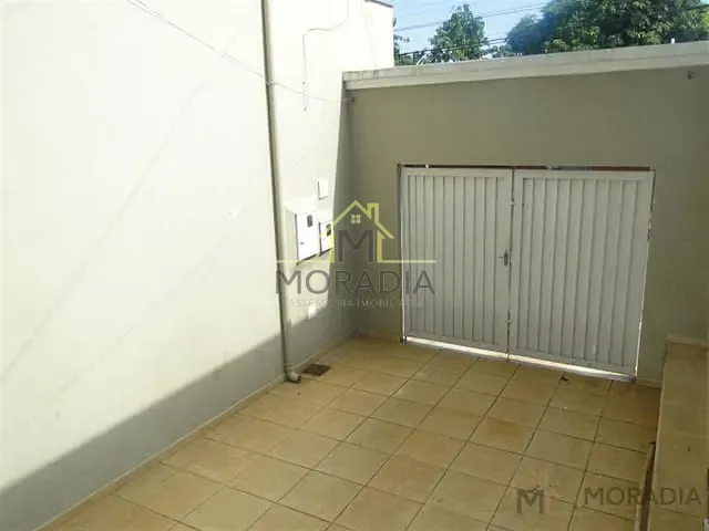 Casa com 300m² 2 quartos e 1 banheiro, à venda, no bairro Parque dos Municipios I em Guaxupé