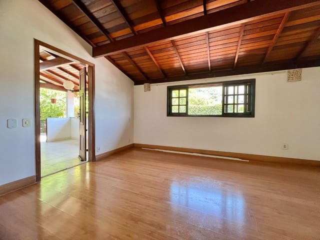 Foto do Casa - Casa com 2 dormitórios para alugar, 147 m² por R$ 4.900,00/mês - Charitas - Niterói/RJ | SelfSpin