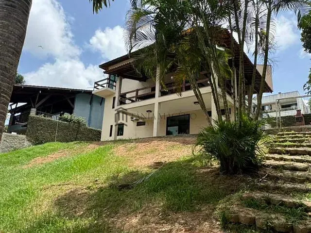 Casa com 600m² 3 quartos e 5 banheiros, à venda, no bairro Sítio dos Pintos em Recife