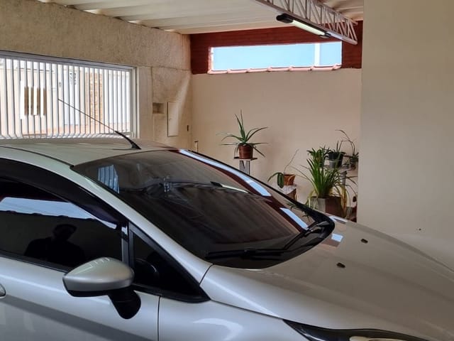 Casa com 160m² 2 quartos e 2 banheiros, à venda, no bairro Vila Estrela em São João da Boa Vista