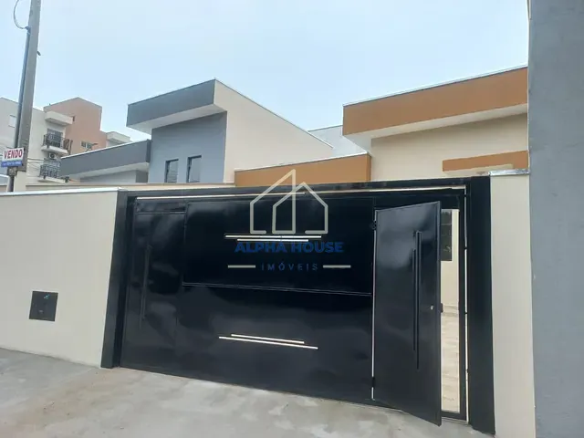 Casa com 176m² 2 quartos e 1 banheiro, à venda, no bairro Loteamento Residencial e Comercial Flamboyant em Pindamonhangaba