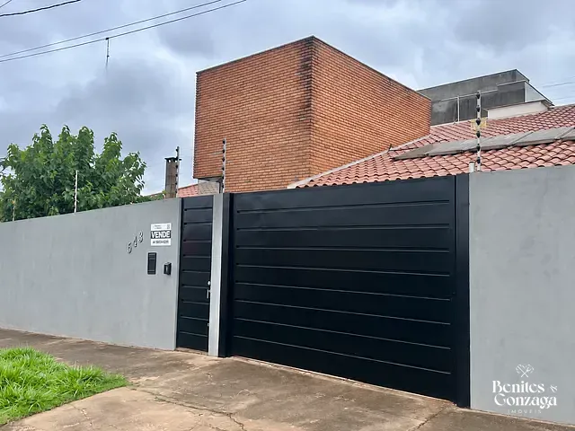 Casa 3 quartos e 3 banheiros, à venda, no bairro Residencial Arezzo em Maringá