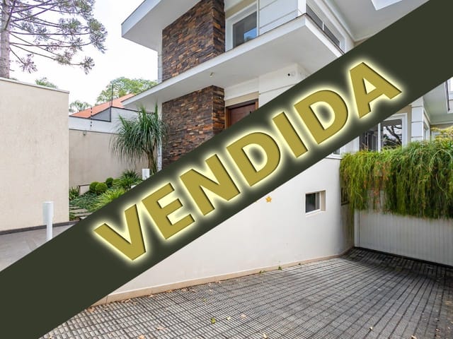 Casa com 750m² 5 quartos e 8 banheiros, à venda, no bairro Jardim Social em Curitiba