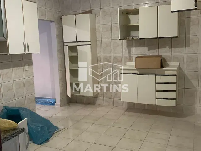 Casa 2 quartos e 1 banheiro, para alugar, no bairro Jardim Macedônia em São Paulo