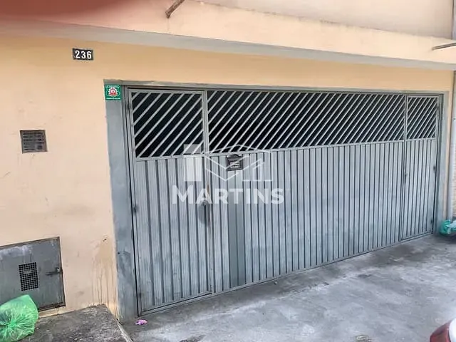 Casa 2 quartos e 1 banheiro, para alugar, no bairro Jardim Macedônia em São Paulo