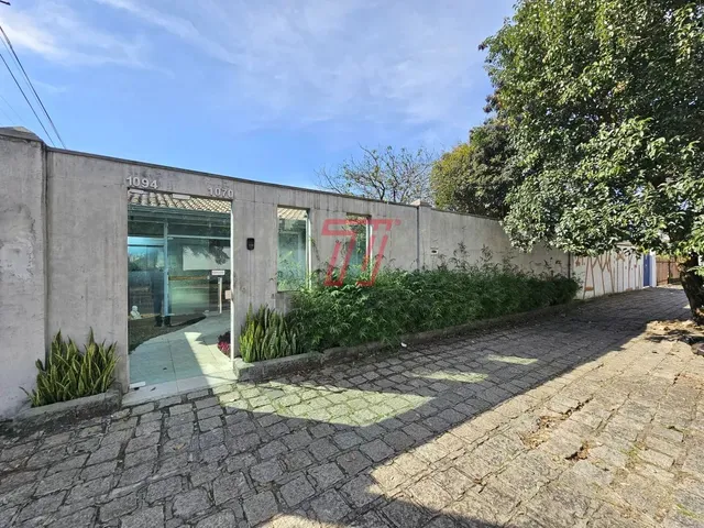 Prédio com 350m², à venda, no bairro Vila Izabel em Curitiba