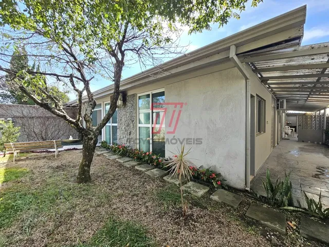 Prédio com 350m², à venda, no bairro Vila Izabel em Curitiba