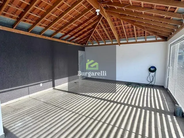 Casa 3 quartos e 2 banheiros, para alugar, no bairro Jardim Eldorado em Lavras