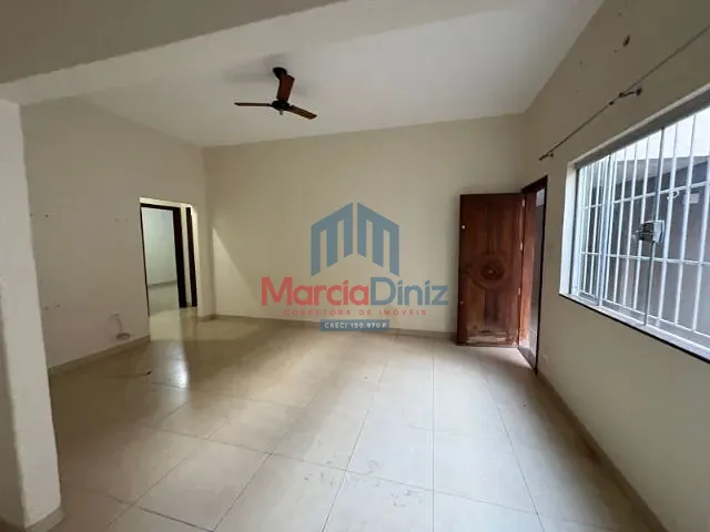 Casa 3 quartos e 2 banheiros, à venda, no bairro Centro  em Ituverava