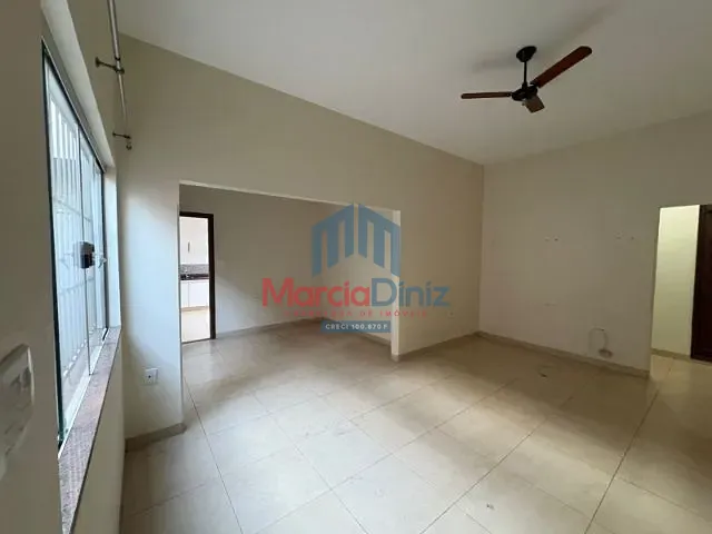 Casa 3 quartos e 2 banheiros, à venda, no bairro Centro  em Ituverava