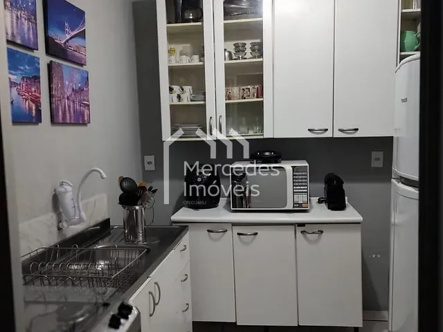 Casa com 56m² 2 quartos e 2 banheiros, à venda, no bairro Ariribá em Balneário Camboriú