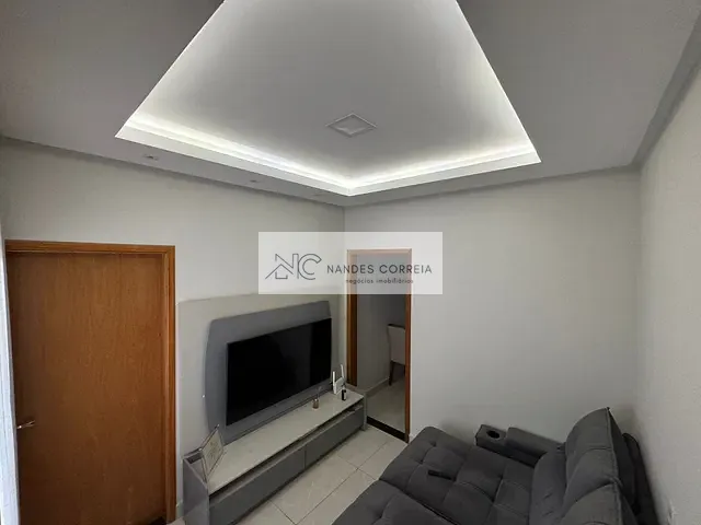 Casa 3 quartos e 2 banheiros, à venda, no bairro Jardim Paraíso em Arapongas