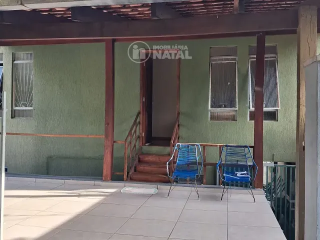 Casa com 256m² 5 quartos e 3 banheiros, à venda, no bairro Jardim Presidente em Londrina