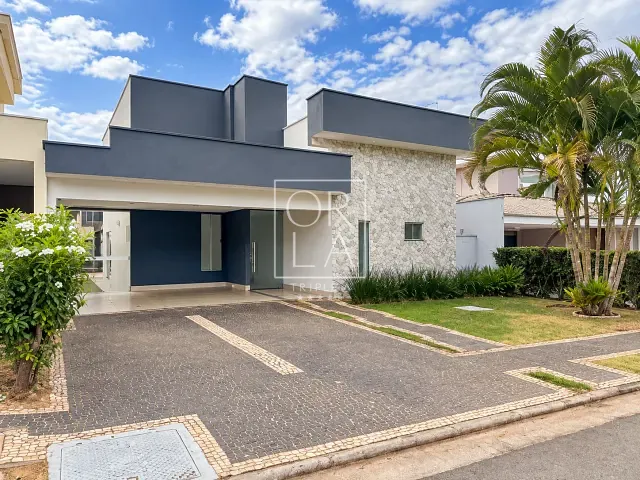 Casa com 397m² 3 quartos e 4 banheiros, à venda, no bairro Jardins Valência em Goiânia