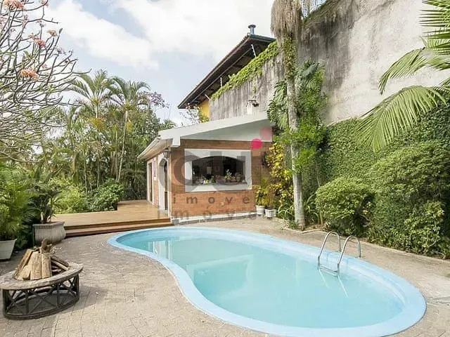 Casa com 1200m² 3 quartos e 3 banheiros, à venda, no bairro Vila Tramontano em São Paulo