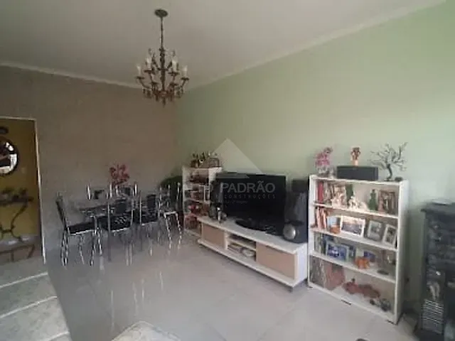 Casa com 210m² 2 quartos e 2 banheiros, à venda, no bairro Vila América em Santo André